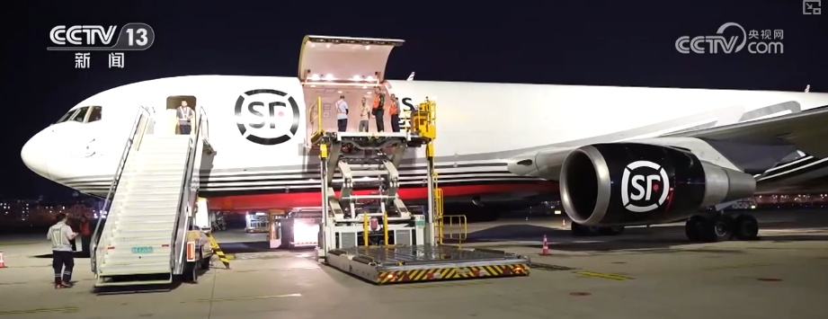 科技“锁鲜”赋能抢“鲜”生意竞速跑 天山脚下美味成百姓餐桌上“常客”