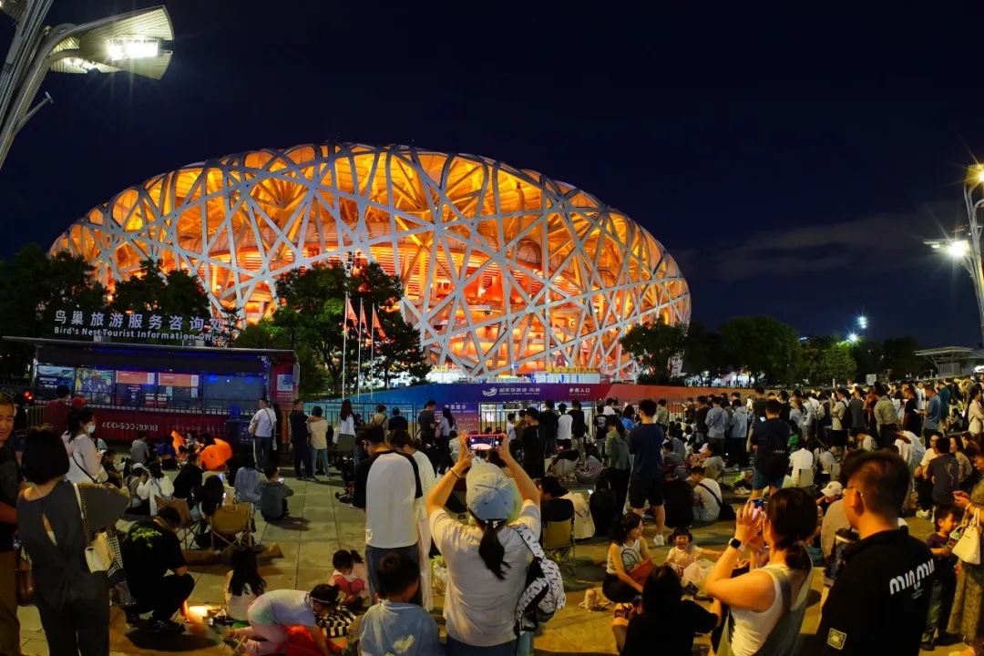 “演唱会热”持续升温,“行走的GDP”如何撬动一城消费? “演唱会热”持续升温,“行走的GDP”如何撬动一城消费?