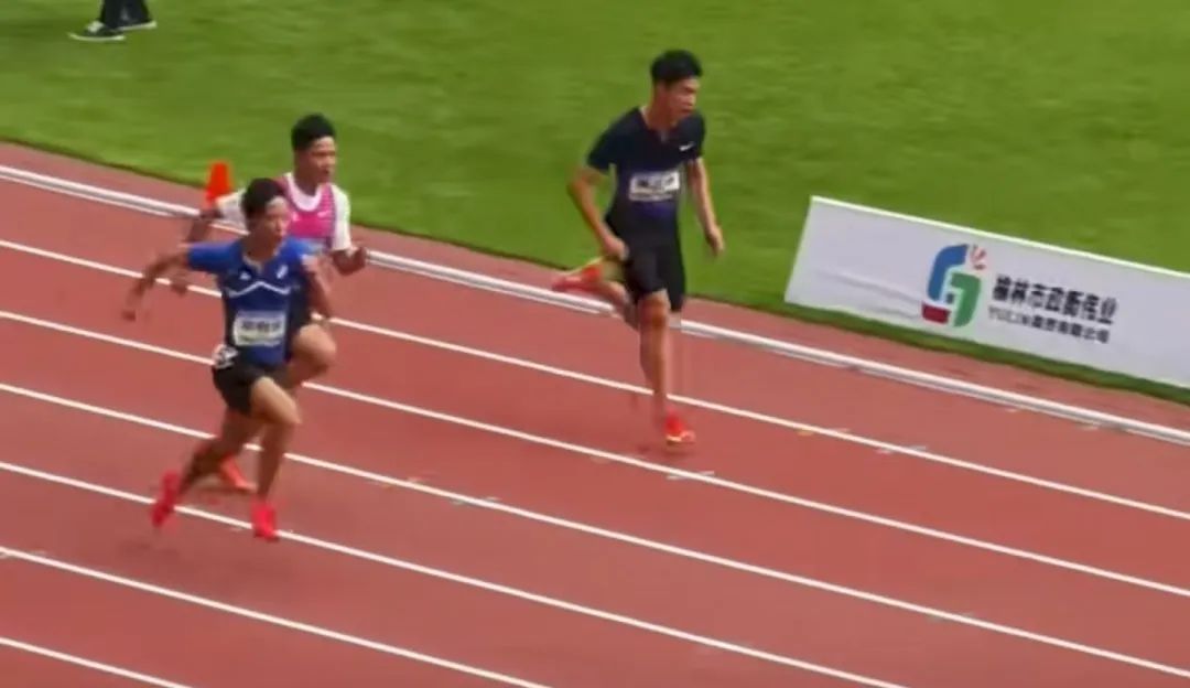 苏炳添出战男子100米赛,10秒51小组第三未能进入复赛 苏炳添出战男子100米赛,10秒51小组第三未能进入复赛