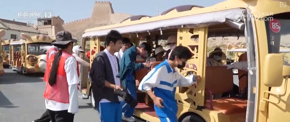 以水为“媒”打造“清凉”文旅消费新业态 激活夏日经济新活力 以水为“媒”打造“清凉”文旅消费新业态 激活夏日经济新活力