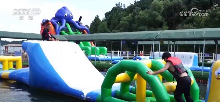 以水为“媒”打造“清凉”文旅消费新业态 激活夏日经济新活力 以水为“媒”打造“清凉”文旅消费新业态 激活夏日经济新活力