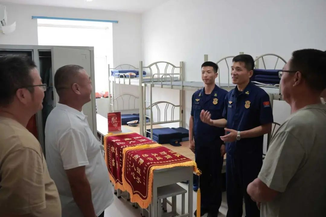 00后消防员赶考路上折返20多次灭火，“火情紧急，考试还有下一次”