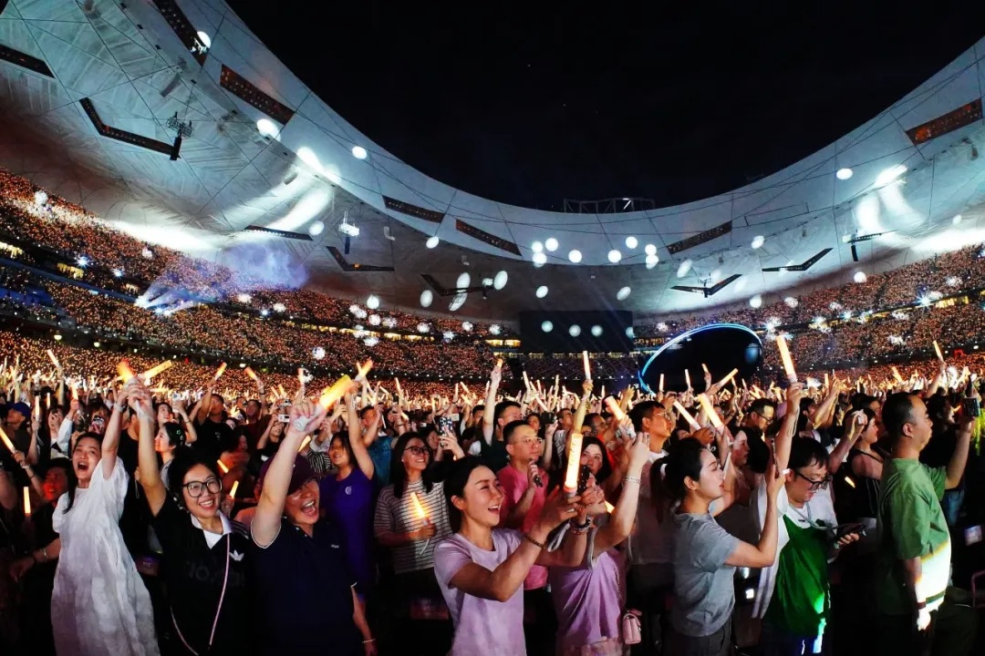 “演唱会热”持续升温,“行走的GDP”如何撬动一城消费? “演唱会热”持续升温,“行走的GDP”如何撬动一城消费?