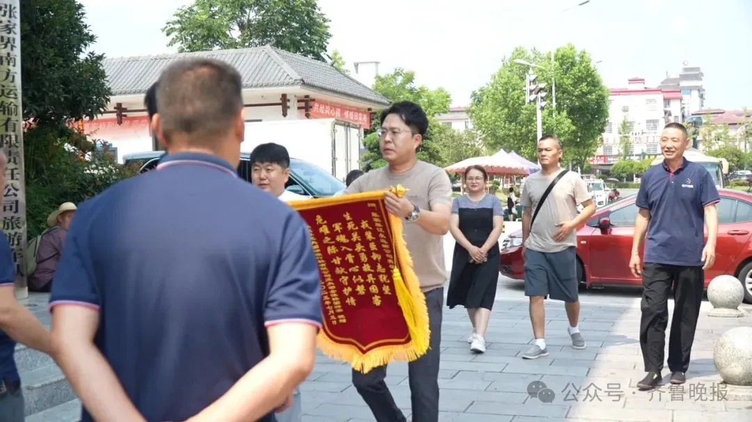 司机肖波不幸离世，年仅41岁！晕倒前救下整车韩国游客