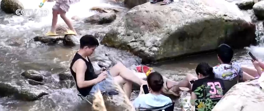 以水为“媒”打造“清凉”文旅消费新业态 激活夏日经济新活力 以水为“媒”打造“清凉”文旅消费新业态 激活夏日经济新活力