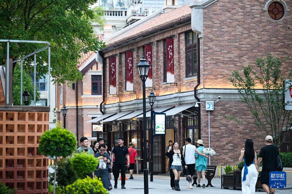 天津五大道步行街竣工开放 天津五大道步行街竣工开放