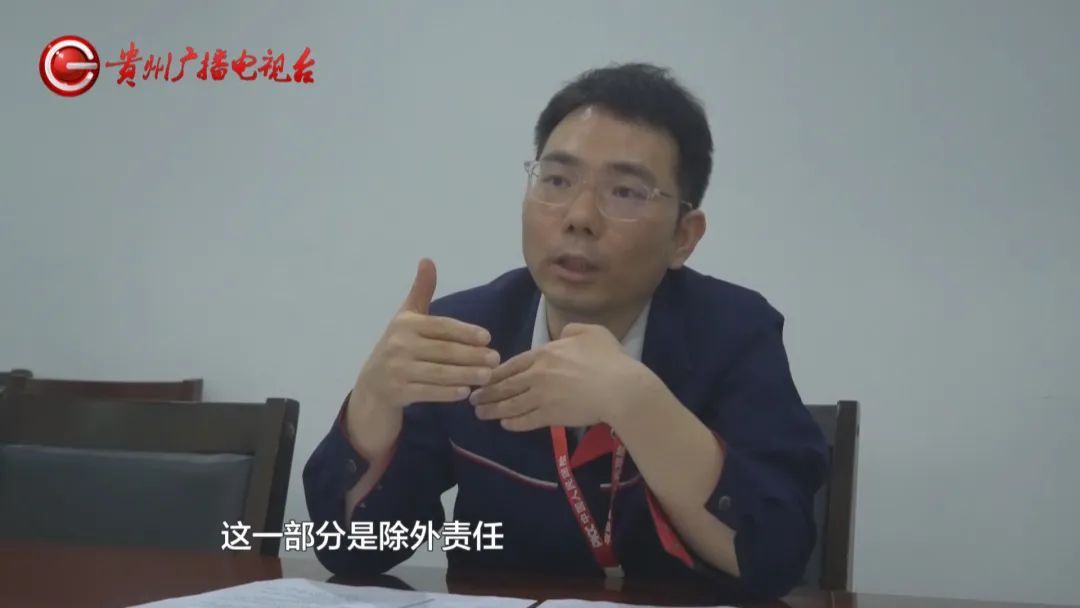 贵阳一男子连人带车冲进鱼塘!塘主:鱼死了不少,车主:我当时正在…… 贵阳一男子连人带车冲进鱼塘!塘主:鱼死了不少,车主:我当时正在……