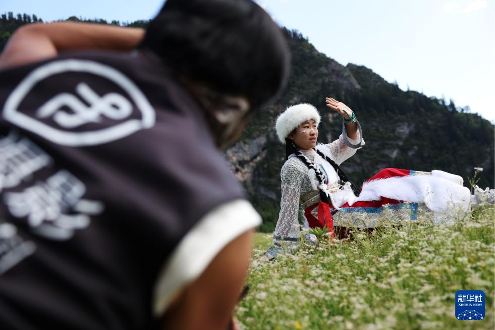 美丽中国丨夏日秘境扎尕那 美丽中国丨夏日秘境扎尕那