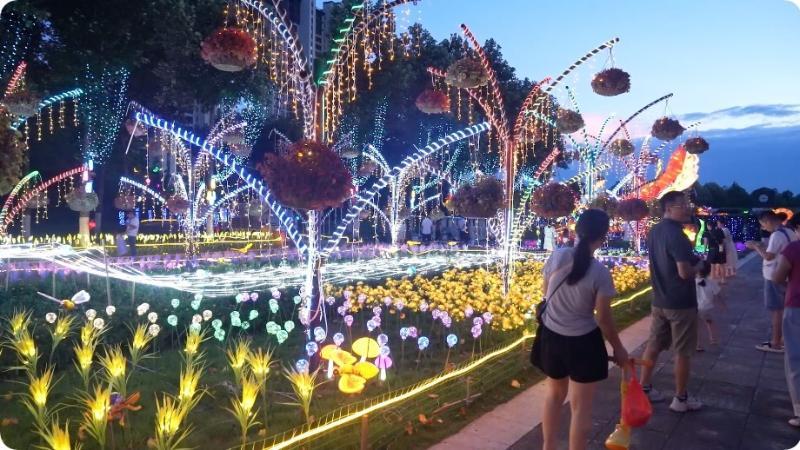 江西:暑期夜游经济火热 文旅消费活力迸发 江西:暑期夜游经济火热 文旅消费活力迸发