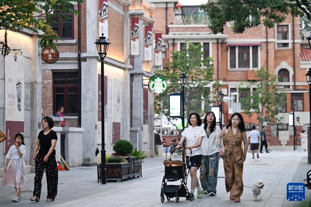 天津五大道步行街竣工开放 天津五大道步行街竣工开放