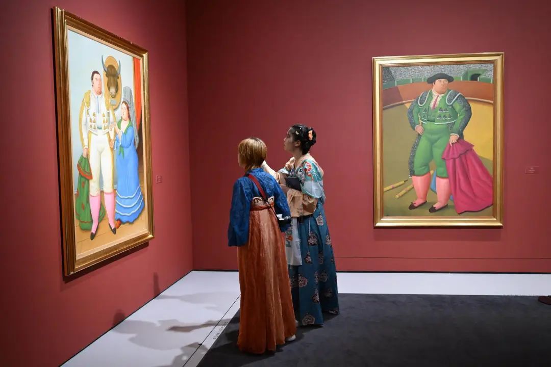 美术馆奇妙夜：最会画胖子的拉美画家，在广州白鹅潭“重生”了？