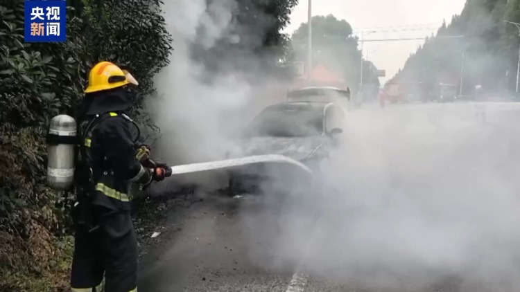 超40℃！局地高温或将破历史同期极值 这份出行指南趁“热”看