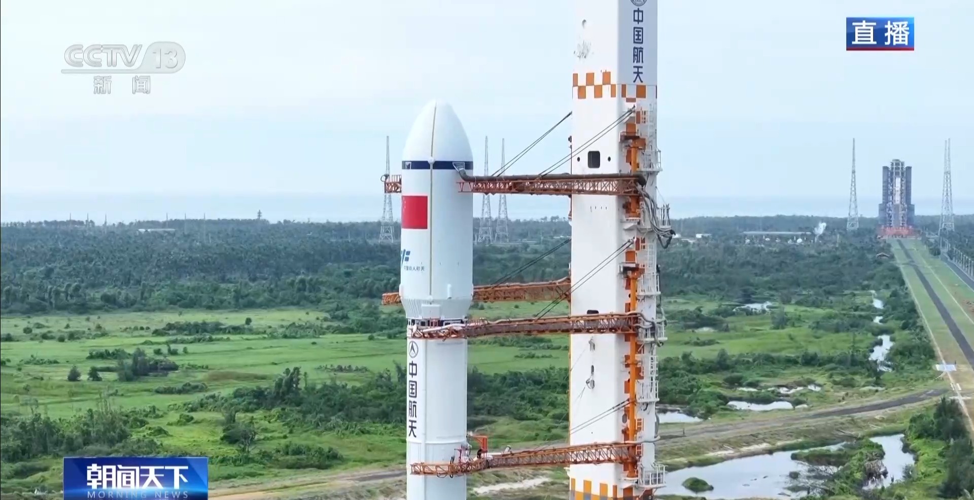 新款舱外航天服+太空健身装置 天舟九号“太空快递”带了啥 新款舱外航天服+太空健身装置 天舟九号“太空快递”带了啥