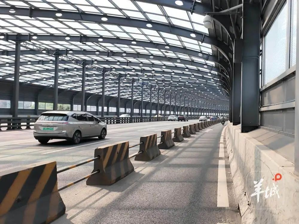 实测近50℃！骑行过广州洛溪大桥，为何像进了“烤箱”？