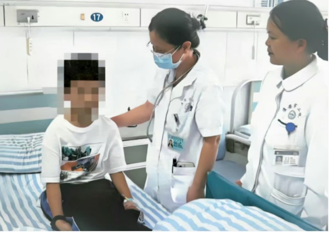 奶奶频繁亲吻孙子,竟致“亲吻病”!成年人携带的EB病毒有多危险? 奶奶频繁亲吻孙子,竟致“亲吻病”!成年人携带的EB病毒有多危险?