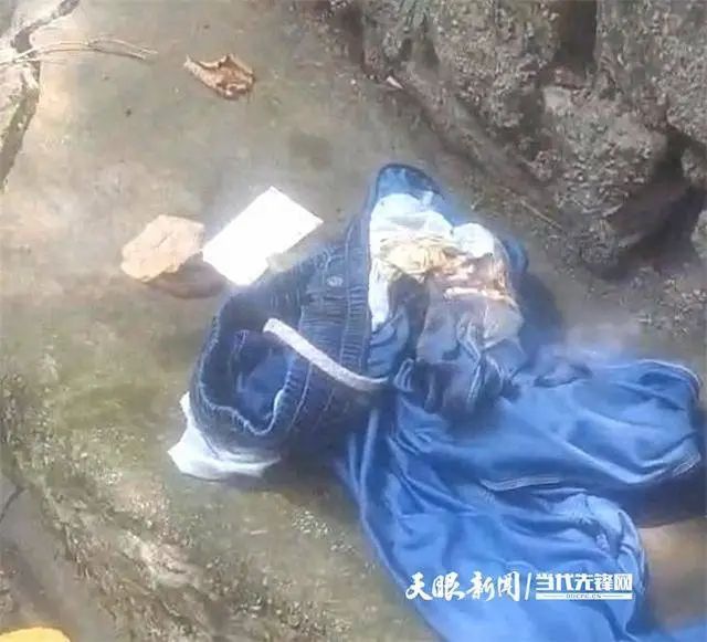 女子捡块石头竟自燃，全身多处烧伤！紧急提醒