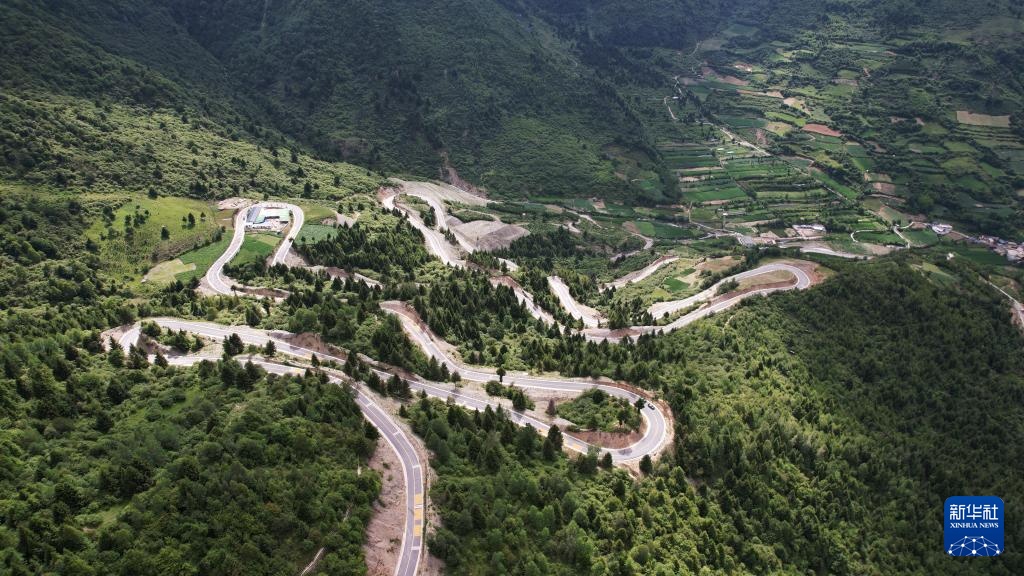 甘肃舟曲:“簪花之路”风景廊道激活文旅新动能 甘肃舟曲:“簪花之路”风景廊道激活文旅新动能