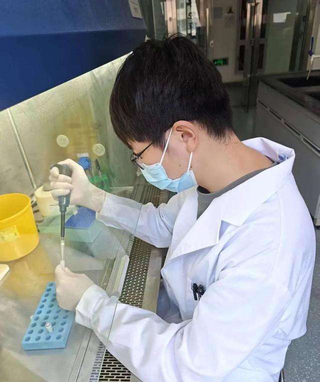 38℃的天气坐等蚊子咬？这活儿有人干！