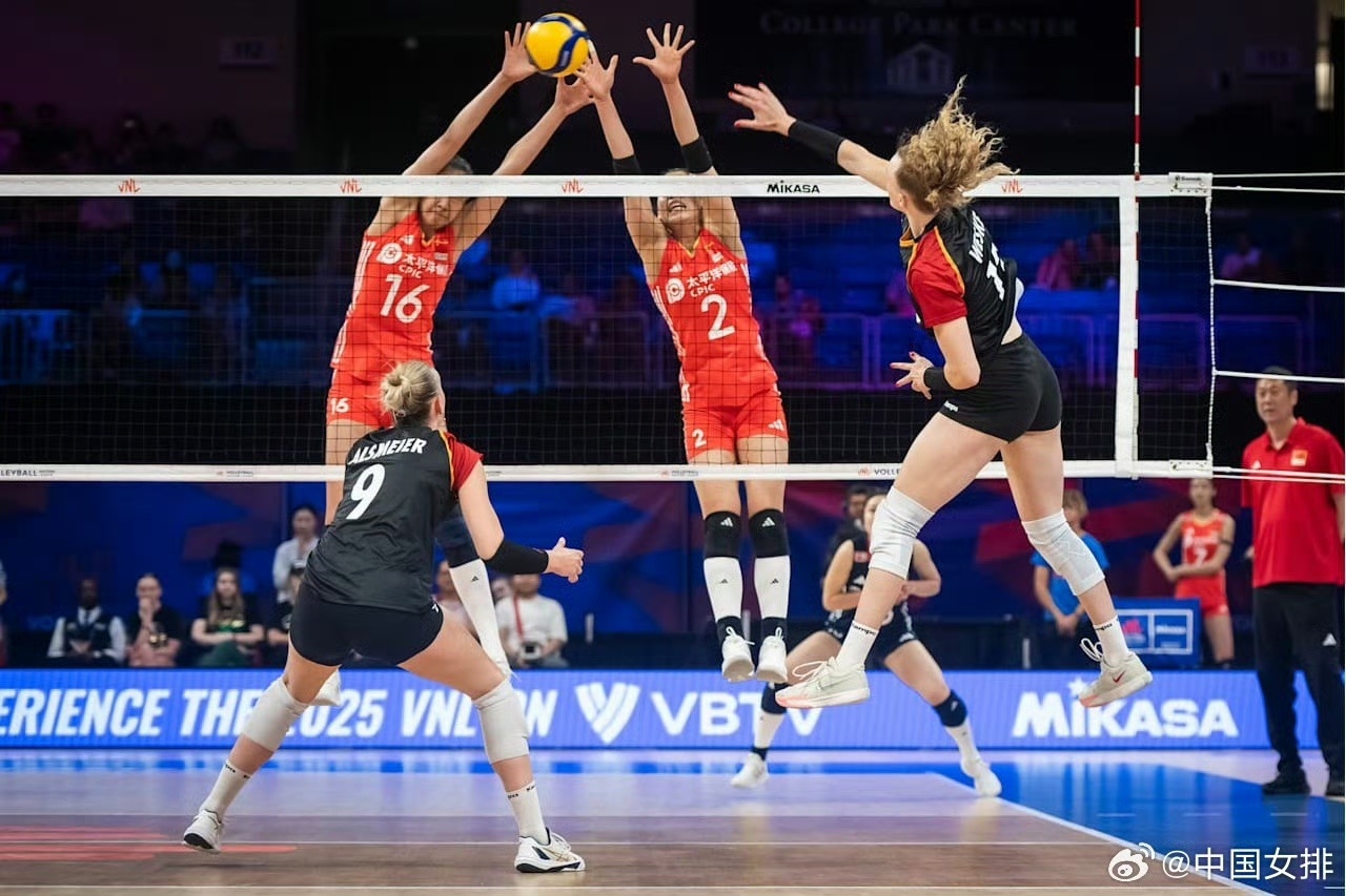 3:2逆转德国队,中国女排世联赛美国站三连胜 3:2逆转德国队,中国女排世联赛美国站三连胜