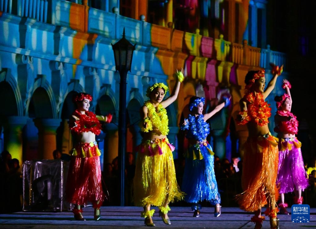 山东青岛:璀璨光影 缤纷夏夜 山东青岛:璀璨光影 缤纷夏夜