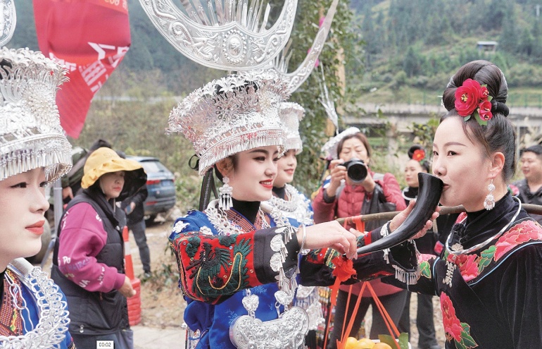  一碗素瓜豆汤出圈，全国网友集体破防：贵州的夏天作弊了吧？