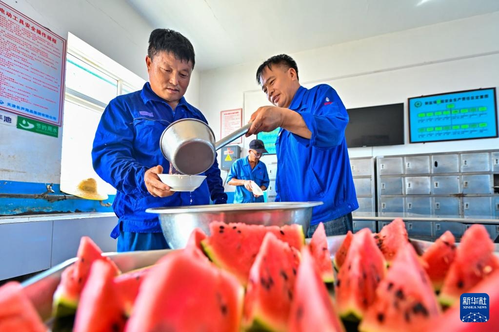 多措并举 应对高温 多措并举 应对高温