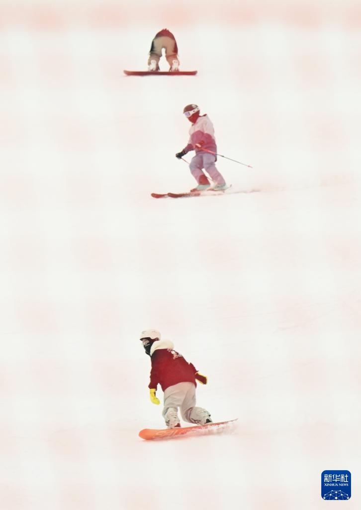 酷暑催热“清凉经济” 酷暑催热“清凉经济”