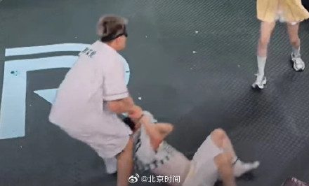 周深发文回应录制节目遭拖拽 周深发文回应录制节目遭拖拽