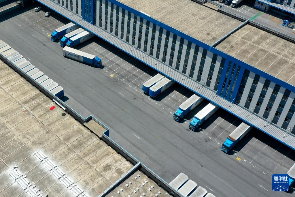 江西横峰：小县城“跑”出物流大格局