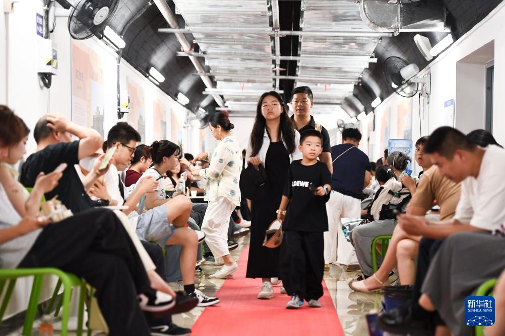 多措并举 应对高温 多措并举 应对高温