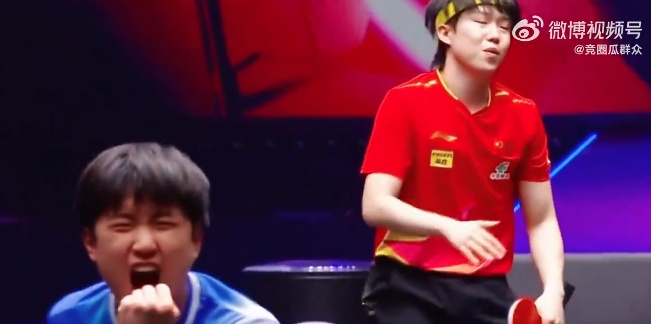 王楚钦4:0横扫！张本智和“哑火”，表情亮了