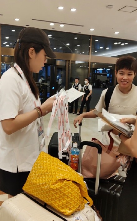 日本公开赛在即 国羽抵达东京 日本公开赛在即 国羽抵达东京