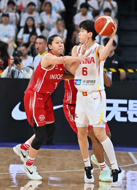 女篮亚洲杯中国队大胜印尼