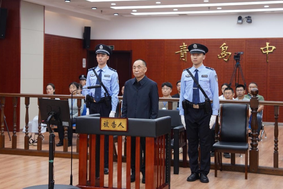 死缓!国务院国资委原副部长级干部骆玉林受贿、内幕交易案一审宣判 死缓!国务院国资委原副部长级干部骆玉林受贿、内幕交易案一审宣判