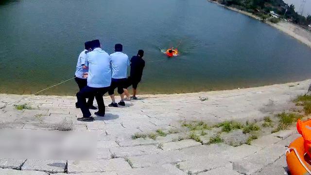 82秒！生死营救！烟台民警赵冠胜好样的！