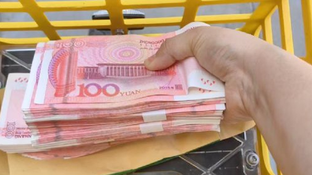 劝阻+抓捕同步出击!民警上演“反诈伏击战” 劝阻+抓捕同步出击!民警上演“反诈伏击战”