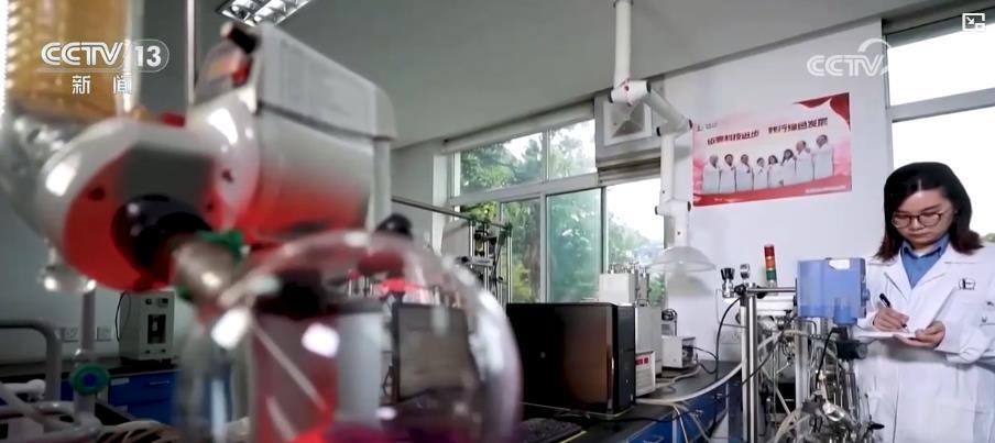 创新动能强劲!民企高技术产品出口创新高 全球竞争力持续提升 创新动能强劲!民企高技术产品出口创新高 全球竞争力持续提升