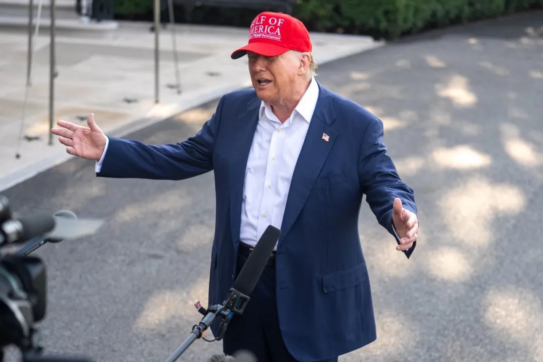 “32人关一笼！”