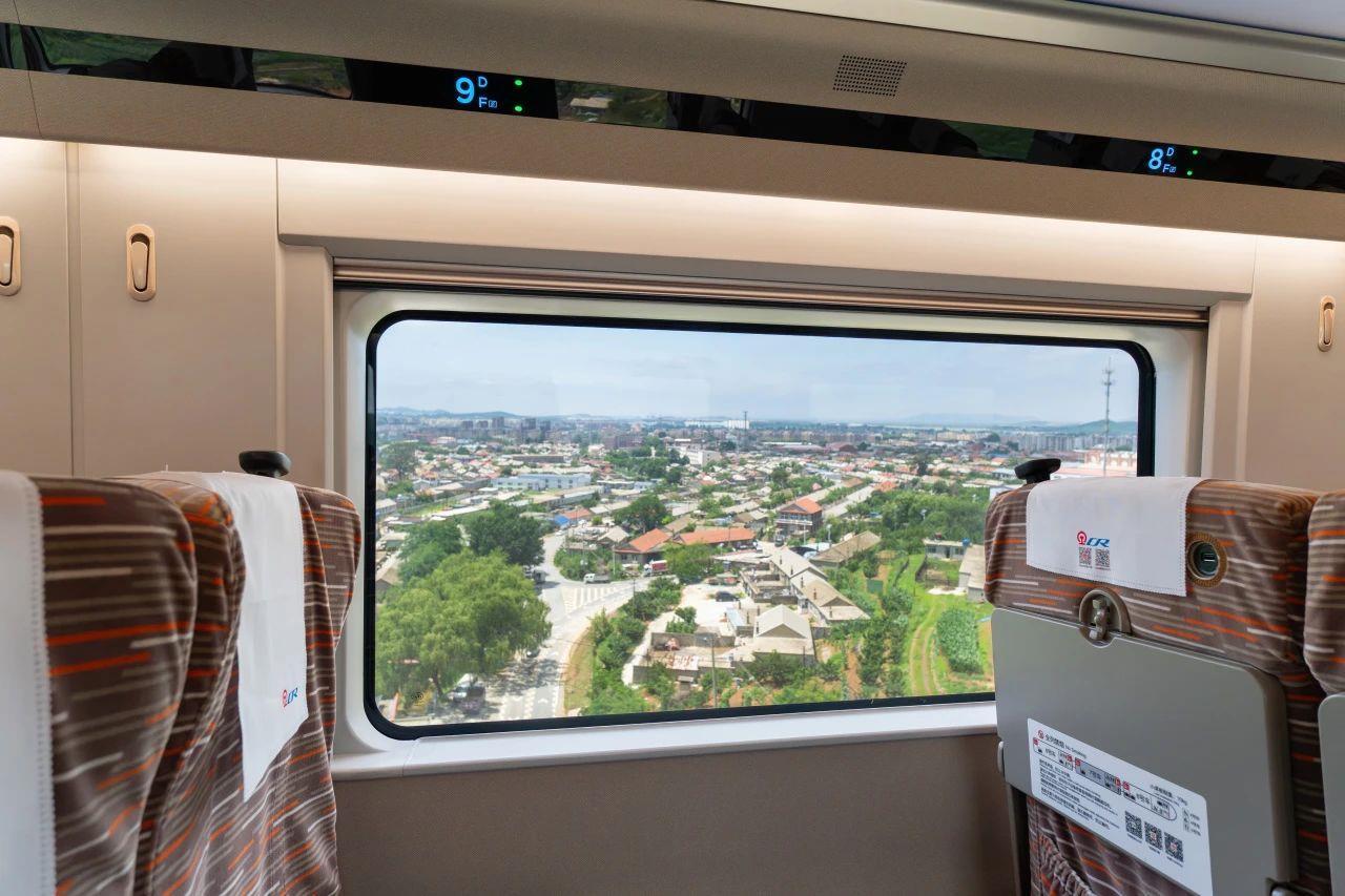 高铁F座成最火座位 这些“黑科技”让它与众不同 高铁F座成最火座位 这些“黑科技”让它与众不同