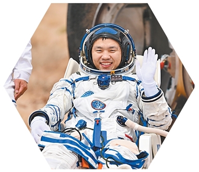 183天“太空出差”,神舟十九号航天员乘组分享这些经历 183天“太空出差”,神舟十九号航天员乘组分享这些经历