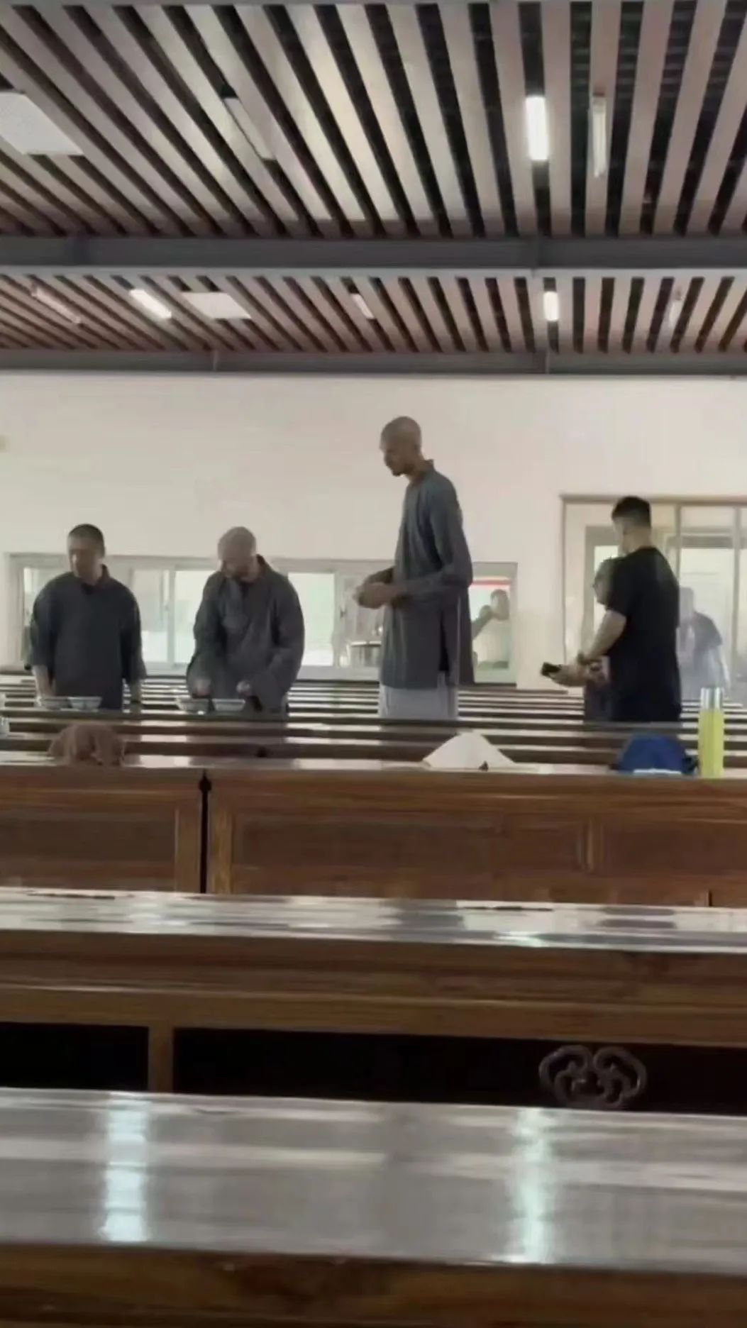 NBA球星文班亚马右肩血栓康复将回归球场，此前在少林寺闭关10天，考取“少林一段”