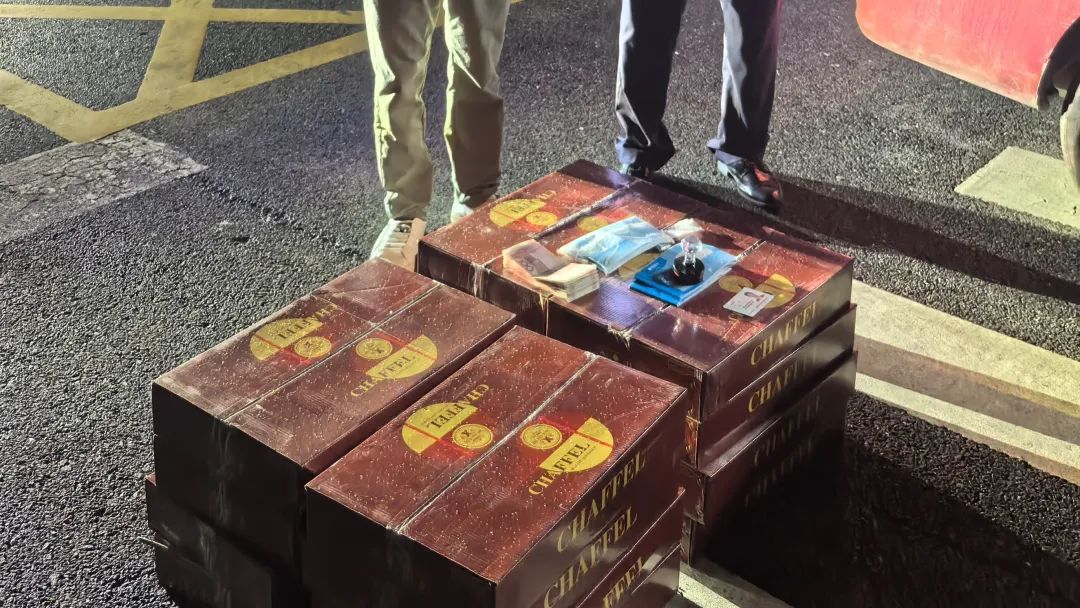 14箱红酒转运订单，竟是在转移涉诈资金？