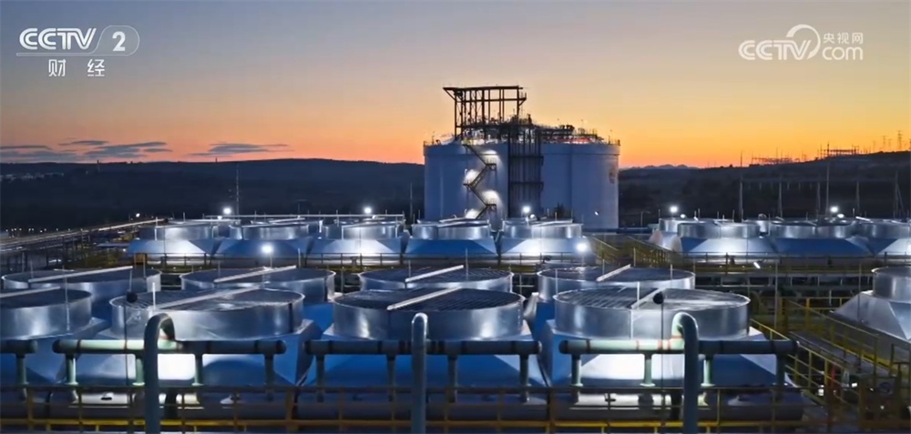 稳投资、扩消费、促转型、惠民生 上半年国内投资向“新”发力、“绿”动未来 稳投资、扩消费、促转型、惠民生 上半年国内投资向“新”发力、“绿”动未来