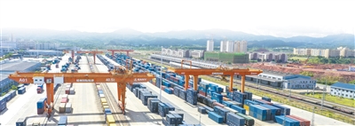 中欧班列,回程装了啥(产经观察) 中欧班列,回程装了啥(产经观察)