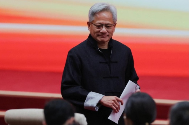 脱掉皮衣,穿上唐装,中文开场!黄仁勋链博会演讲实录全文 脱掉皮衣,穿上唐装,中文开场!黄仁勋链博会演讲实录全文