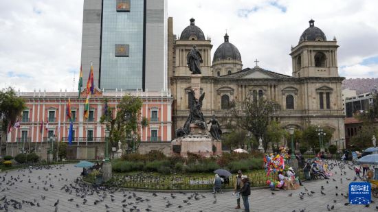 高原上的百合花——走进“缆车之城”拉巴斯 高原上的百合花——走进“缆车之城”拉巴斯
