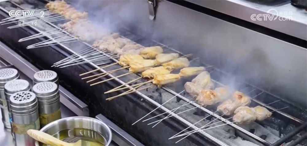 文旅市场“热”力全开成为带动消费重要引擎 “文旅+”释放强劲动能