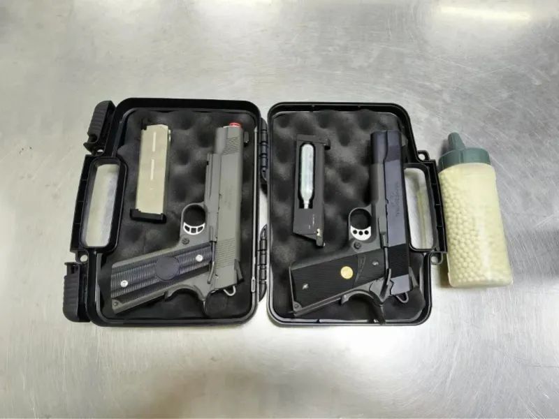 行李中有2支枪，现场曝光！