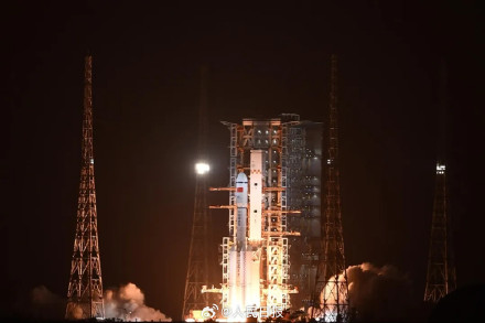 存图！天舟九号发射高能瞬间