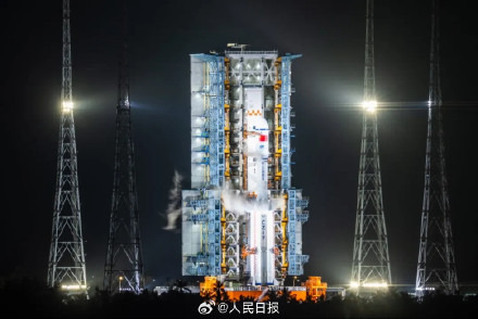 存图！天舟九号发射高能瞬间